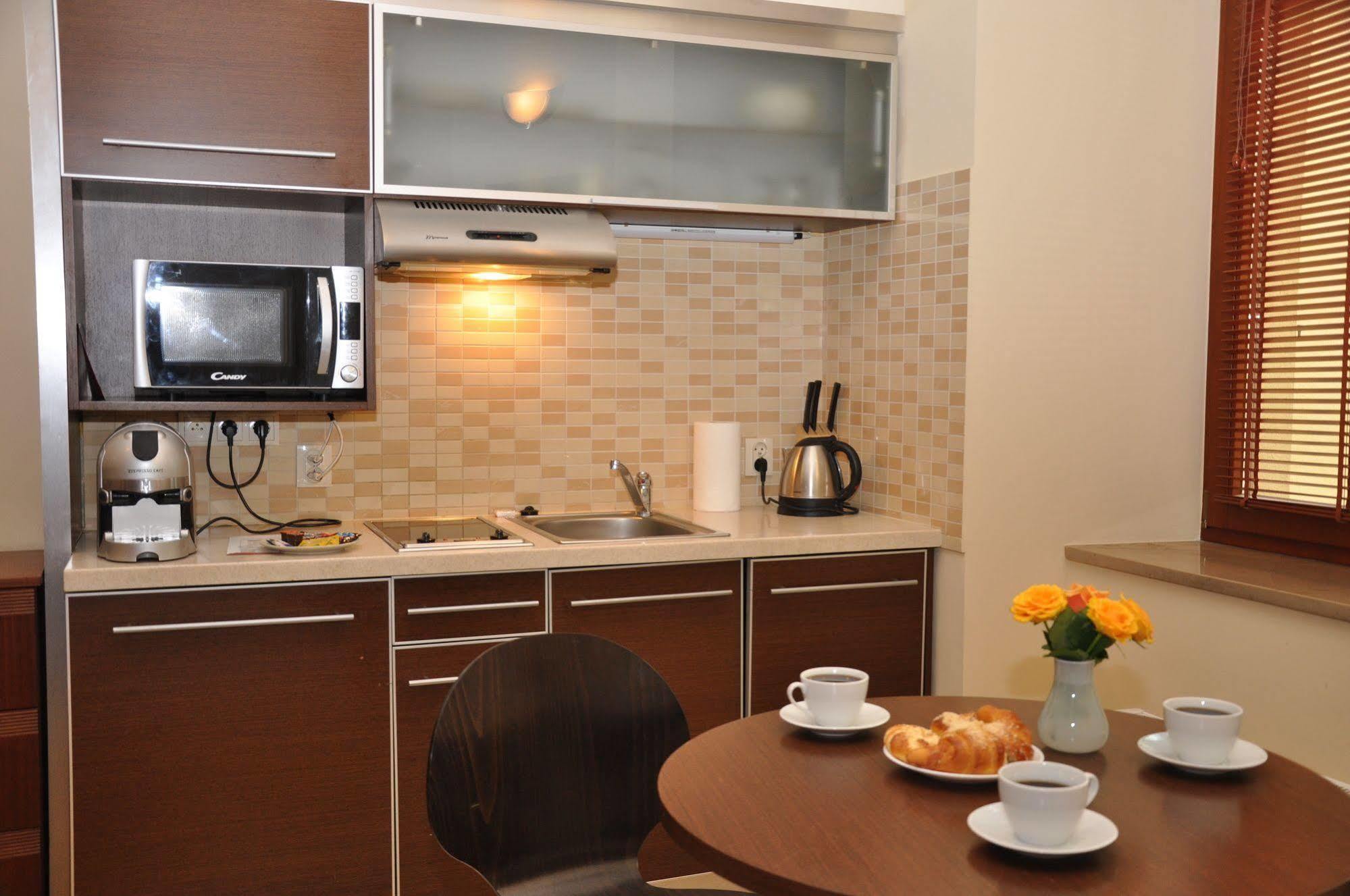 Red Brick Apartments Краків Екстер'єр фото